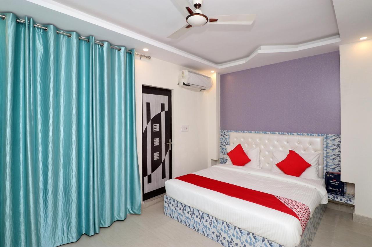 Oyo 25130 Hotel Royal Inn New Delhi Extérieur photo